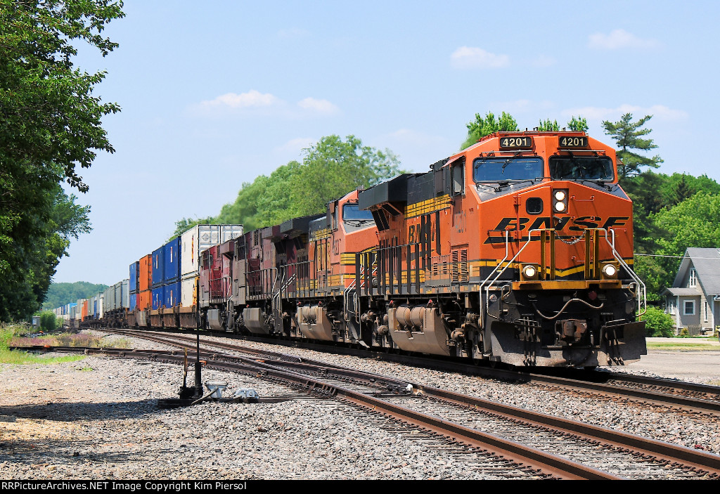 BNSF 4201